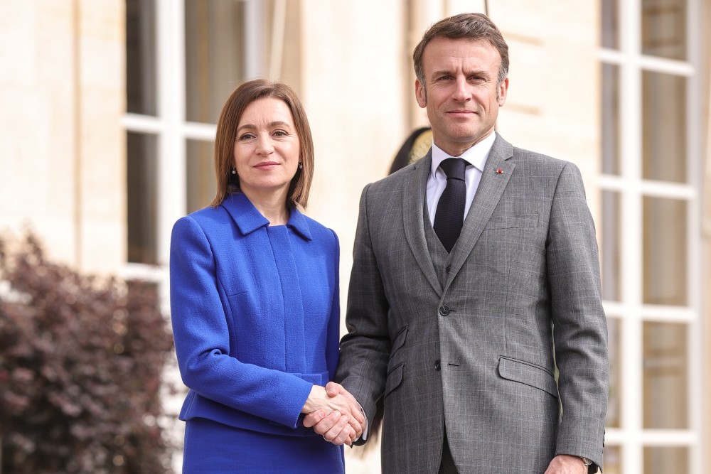 Εμανουέλ Μακρόν: «ακλόνητη υποστήριξη της Γαλλίας» στην «ανεξαρτησία, την κυριαρχία και την εδαφική ακεραιότητα» της Μολδαβίας