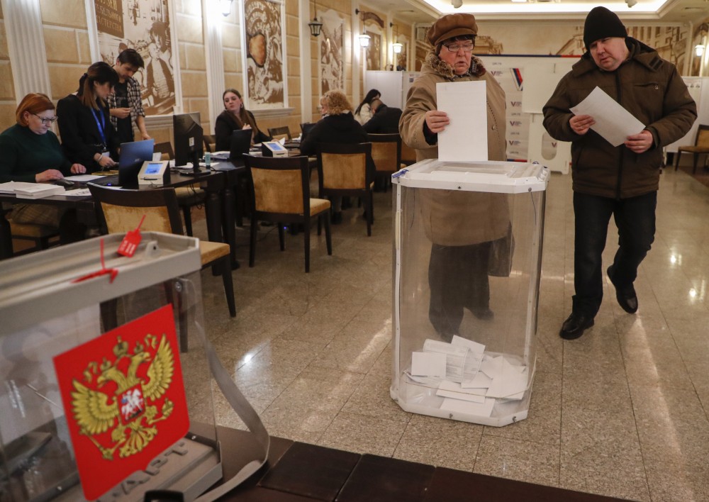 Οι Ρώσοι ψηφίζουν στις προεδρικές εκλογές - Προς νέα θητεία ο Πούτιν