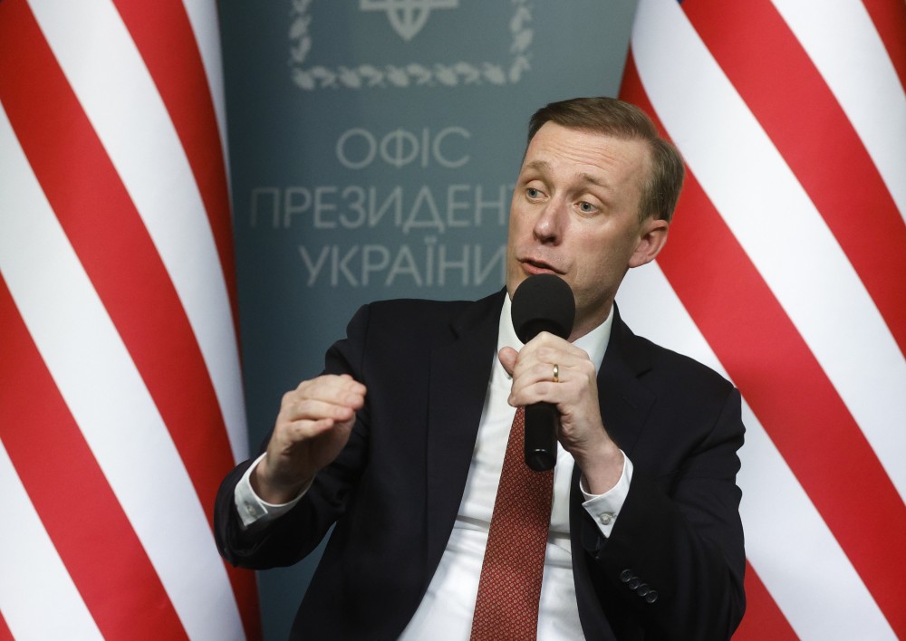Λευκός Οίκος: αισιοδοξία ότι η αμερικανική στρατιωτική βοήθεια θα σταλεί σύντομα στο Κίεβο