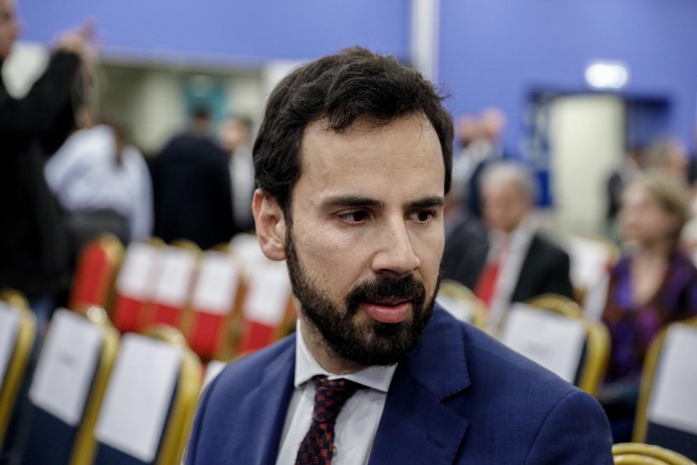 Νίκος Ρωμανός: Τι περιμένει ο Κασσελάκης για να θέσει εκτός ψηφοδελτίων τον Φαραντούρη;