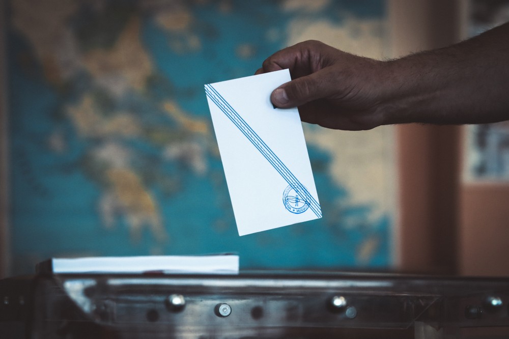 Δημοσκόπηση Opinion Poll: Προελαύνει η Νέα Δημοκρατία - Κυρίαρχος ο Μητσοτάκης