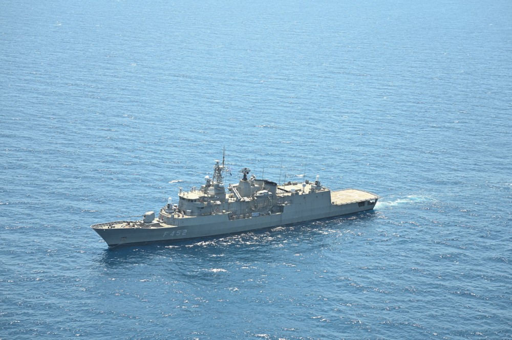 Επιχείρηση της φρεγάτας «Ύδρα» στον Κόλπο του Άντεν - Πυρά κατά UAVs που απειλούσαν εμπορικό πλοίο