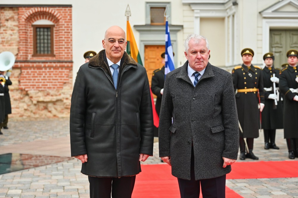 Συνάντηση Δένδια με τον υπουργό Άμυνας της Λιθουανίας - Στο επίκεντρο η ενδυνάμωση της αμυντικής συνεργασίας