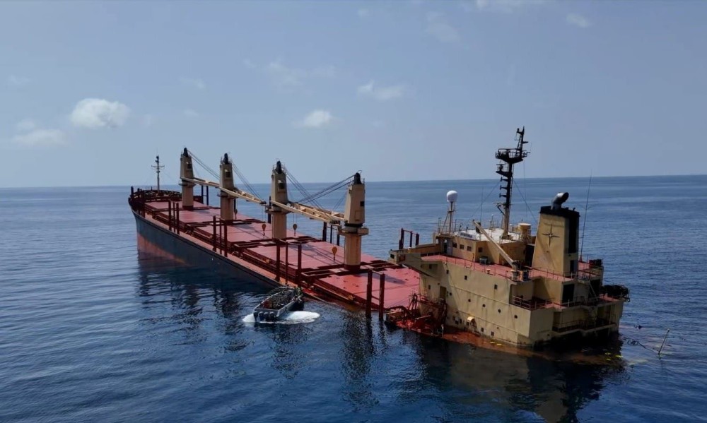 Δύο νεκροί και έξι τραυματίες από την επίθεση των Χούθι στο φορτηγό πλοίο True Confidence