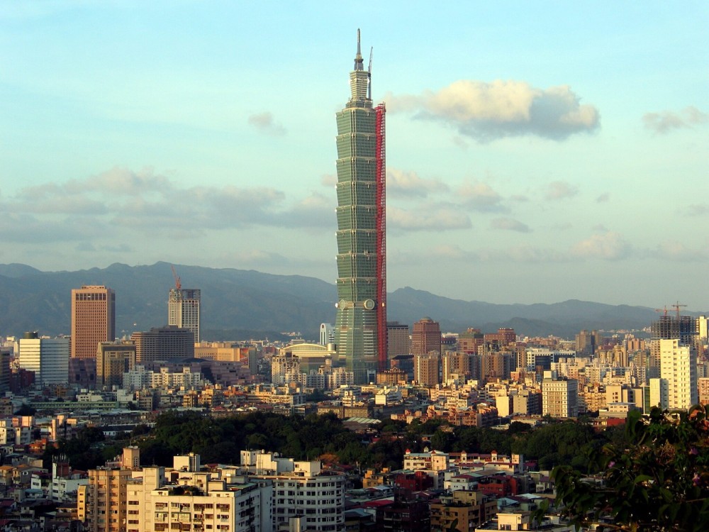 Σεισμός στην Ταϊβάν: πώς άντεξε τα 7,4 Ρίχτερ ο ουρανοξύστης των 101 ορόφων;