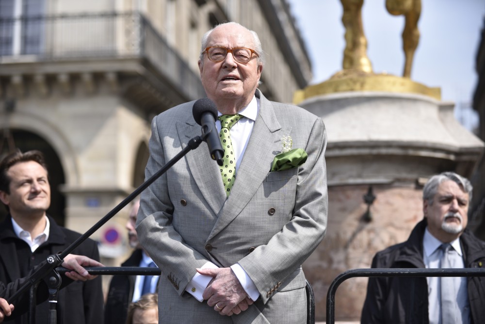 Γαλλία: υπό νομική προστασία για ιατρικούς λόγους ο 95χρονος Ζαν-Μαρί Λεπέν
