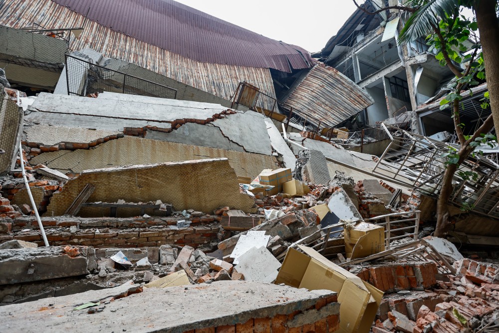 Ταϊβάν: νεκροί, τραυματίες και εγκλωβισμένοι από τον ισχυρότατο σεισμό - Δείτε βίντεο