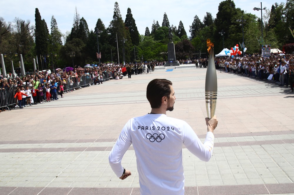 Ο Πειραιάς υποδέχεται την Ολυμπιακή Φλόγα