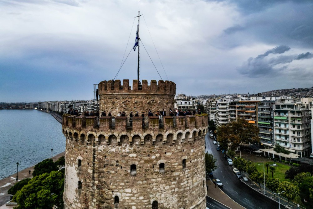 Θεσσαλονίκη: άνδρας έπεσε από τον Λευκό Πύργο και σκοτώθηκε