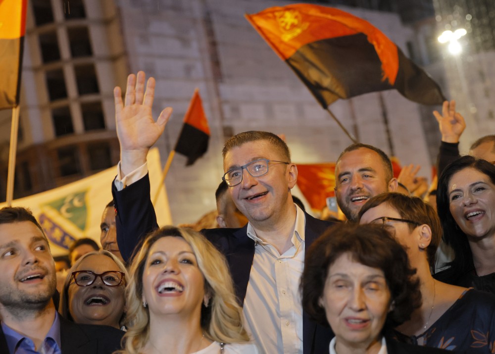Bόρεια Μακεδονία: μεγάλη νίκη του VMRO-DPMNE στις βουλευτικές και προεδρικές εκλογές