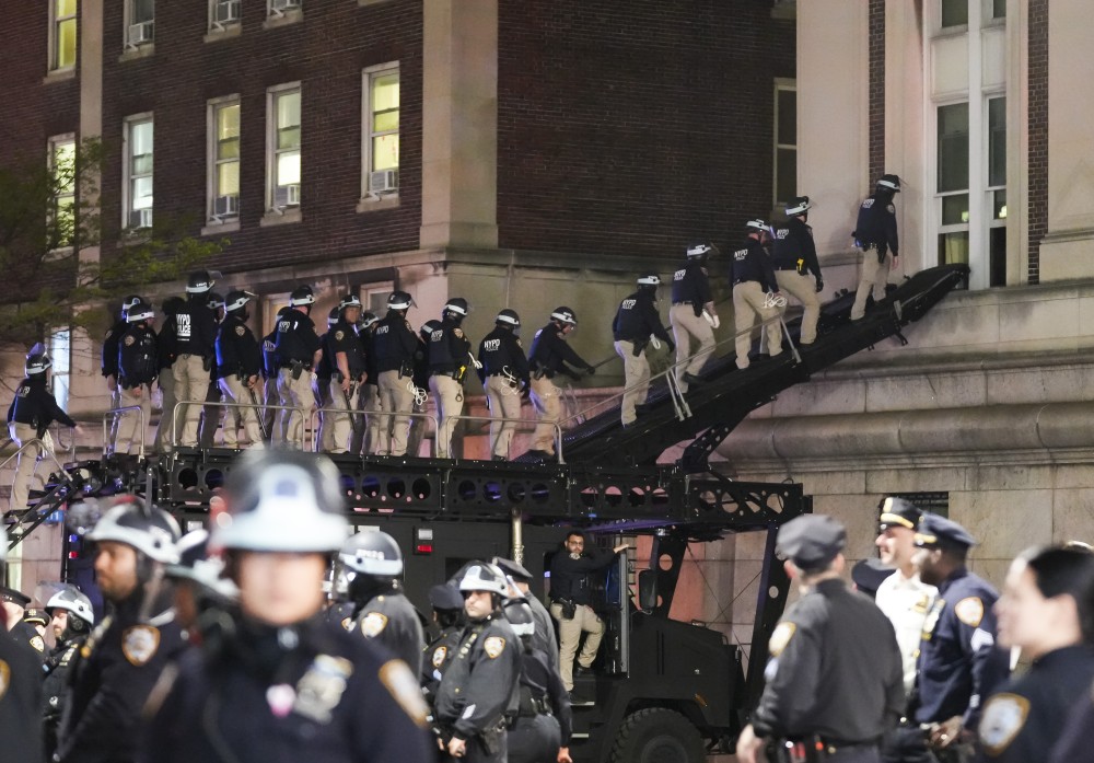 Columbia: έφοδος της αστυνομίας στο πανεπιστήμιο - Πάνω από 100 συλλήψεις