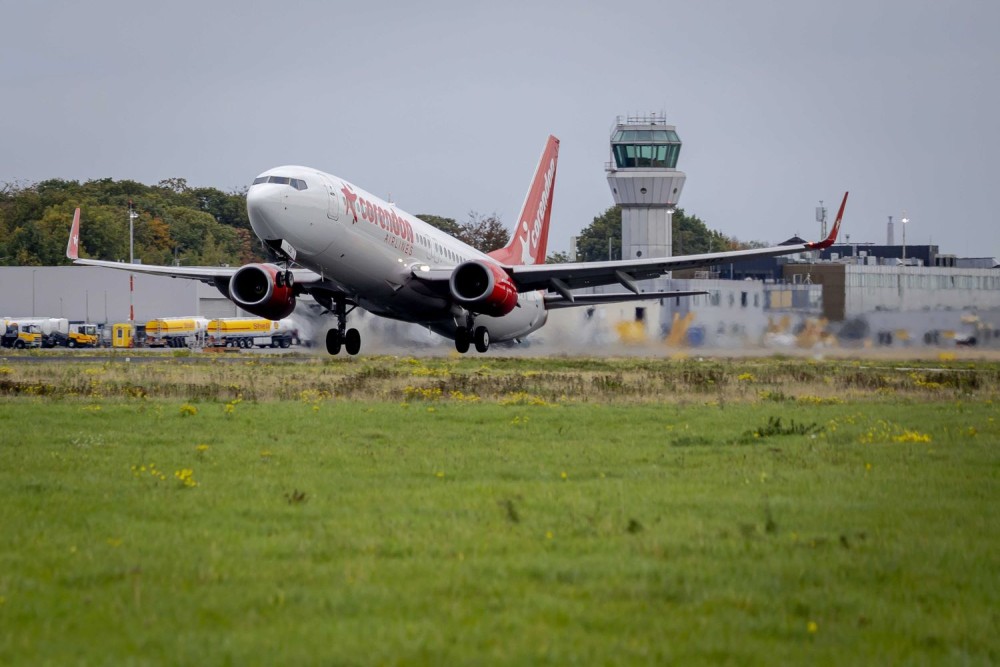 Τι συμβαίνει με τα Boeing: αναγκαστική προσγείωση για 737 στην Τουρκία – Έσκασε μπροστινό λάστιχο