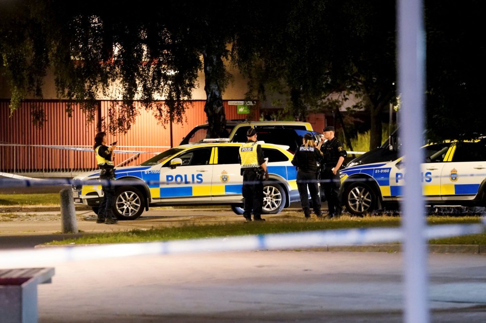 Σουηδία: από αστυνομικούς διέρρευσαν πληροφορίες σε μέλη συμμοριών που είχαν ερωτική σχέση - Ανήσυχος ο πρωθυπουργός