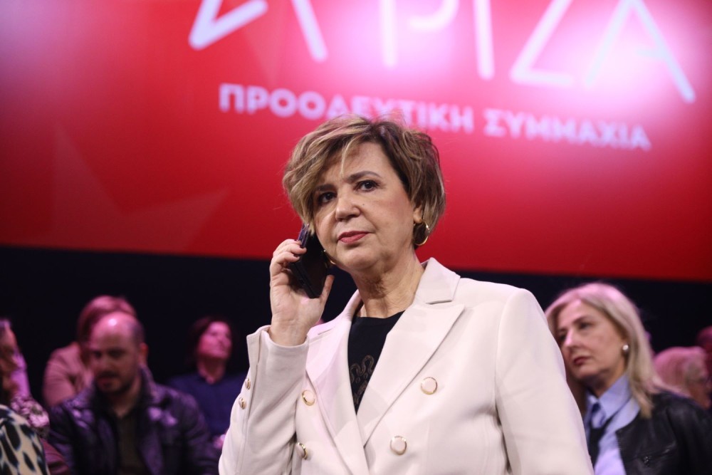Όλγα Γεροβασίλη: παραδέχεται την πολιτική κυριαρχία Μητσοτάκη