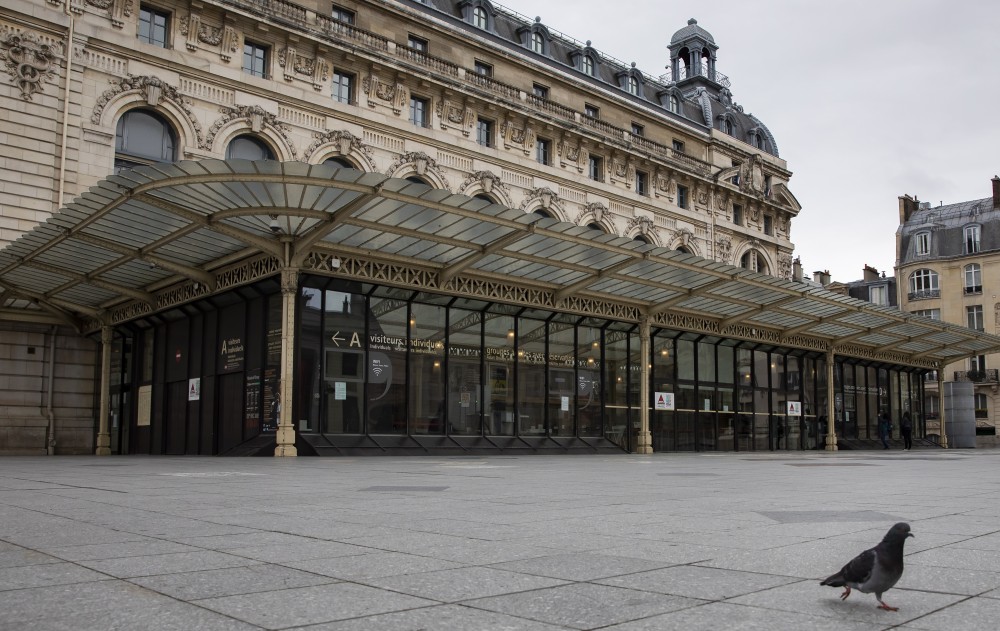 Γαλλία: συνελήφθη ακτιβίστρια για την επίθεση σε πίνακα του Μονέ στο μουσείο Ορσέ