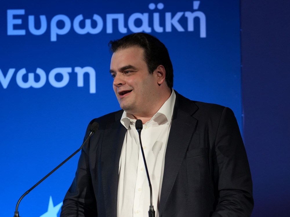 Πιερρακάκης: «Ζητάμε την ψήφο του κόσμου για να τρέξουμε ακόμα γρηγορότερα, πατώντας το γκάζι και όχι το φρένο»