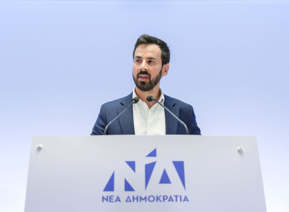 Νίκος Ρωμανός: Να ζητάει ντιμπέιτ ο Κασσελάκης ενώ το «σκάει» από συνεντεύξεις προδίδει πανικό