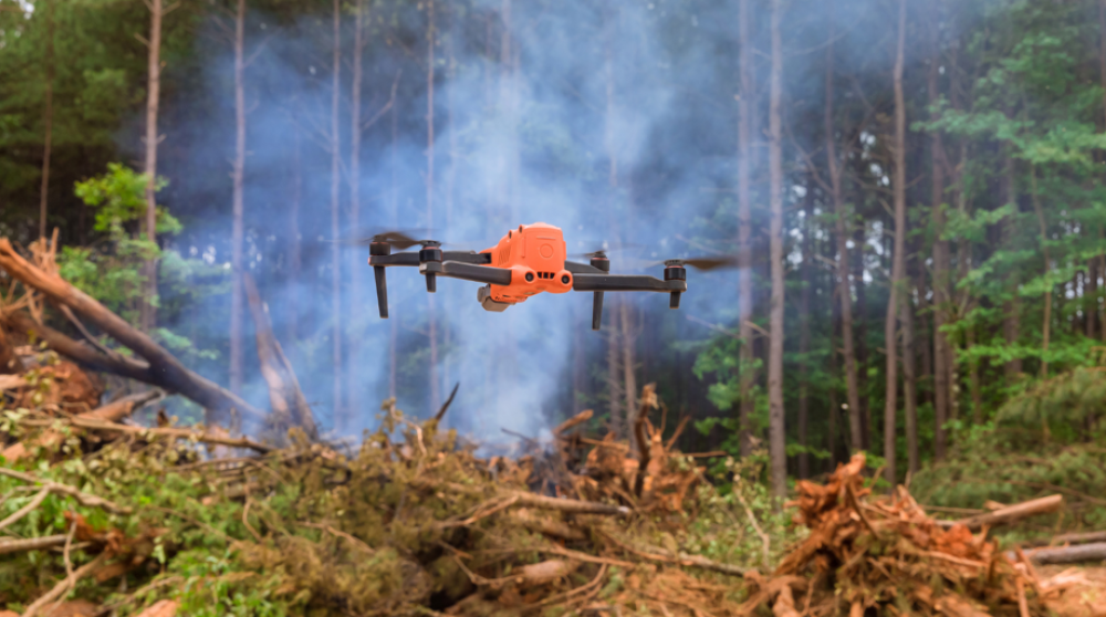 Φωτιές: άγρυπνοι φρουροί της Αττικής τα 25 drones της Πυροσβεστικής