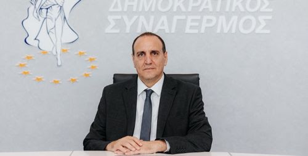 ΔΗΣΥ: περιθωριακές απόψεις ΑΚΕΛ για την ΕΕ