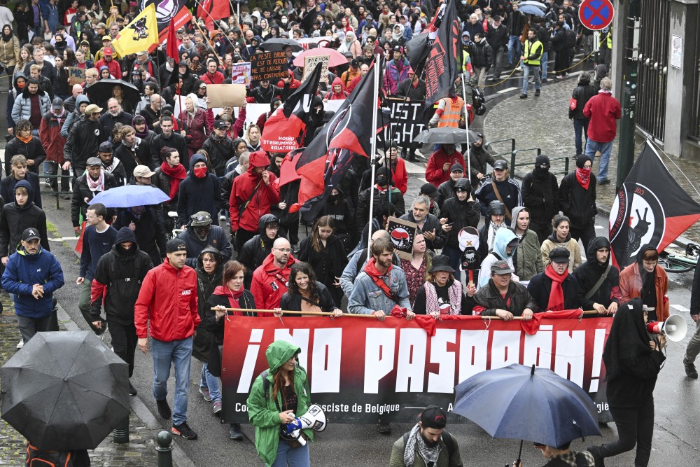 Βρυξέλλες: χιλιάδες διαδηλωτές στις Βρυξέλλες κατά της άκρας δεξιάς