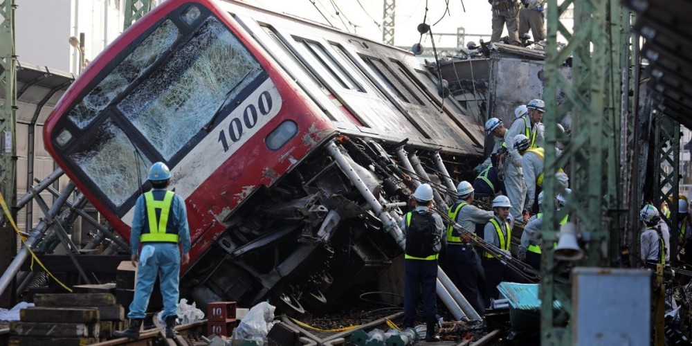 Τσεχία: Σύγκρουση τρένων με νεκρούς και τραυματίες