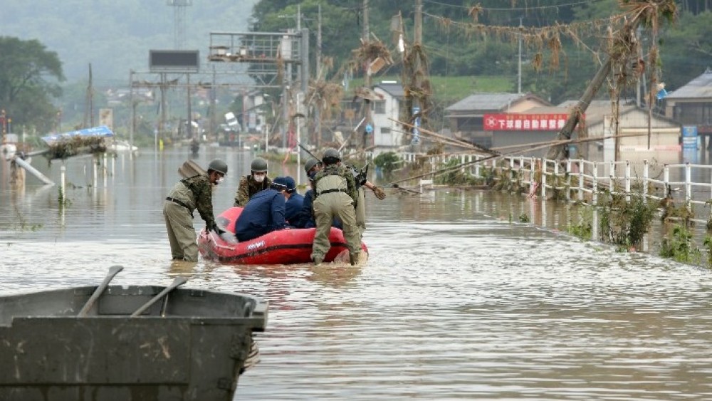 Ιαπωνία: Αποκομμένα χιλιάδες νοικοκυριά μετά τις φονικές πλημμύρες