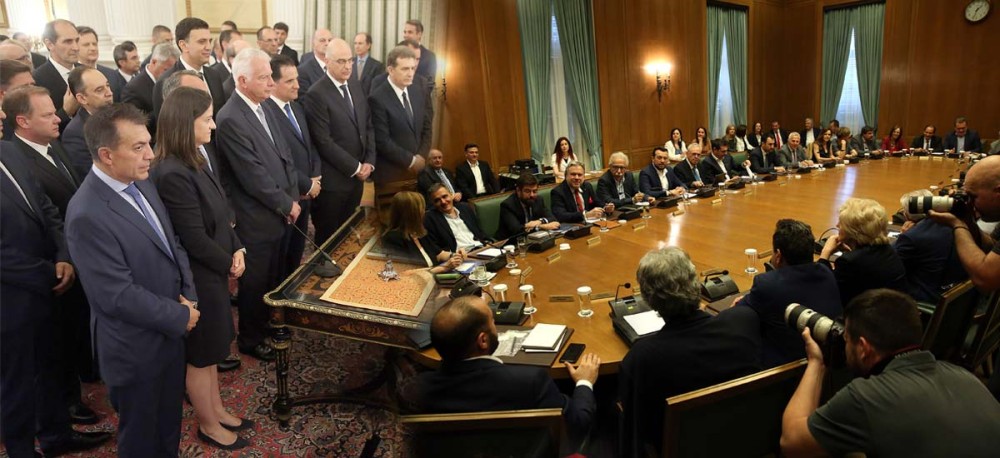 Δημοσκόπηση: Crash test των υπουργών της ΝΔ με τους υπουργούς του ΣΥΡΙΖΑ – Οι νικητές