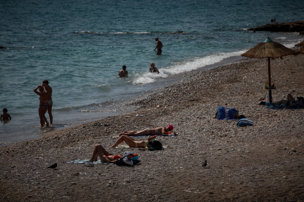 Υποχωρεί ο καύσωνας για πρώτη φορά έπειτα από 16 ημέρες