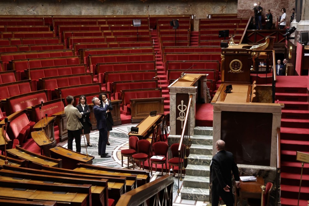 Γαλλία: Αποσύρονται  169 υποψήφιοι βουλευτές που προκρίθηκαν στον δεύτερο γύρο