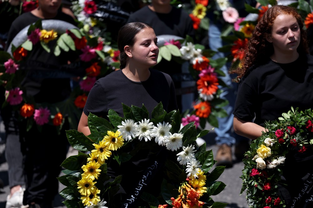 Βρετανία: εκφράζει ανησυχία για τον κίνδυνο κλιμάκωσης και κατηγορεί τη Χεζμπολάχ του Λιβάνου