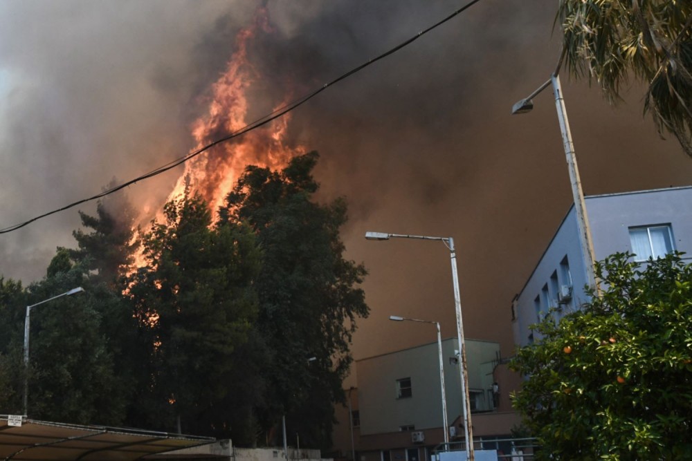 Καραμανδάνειο: προσαγωγή μιας γυναίκας - Απειλούσε ότι θα κάψει το νοσοκομείο