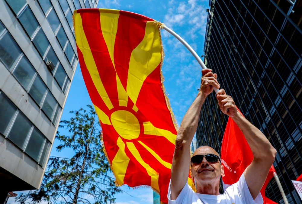 Τα «μαζεύουν» τα Σκόπια: Σεβόμαστε τη Συμφωνία των Πρεσπών λέει το ΥΠΕΞ