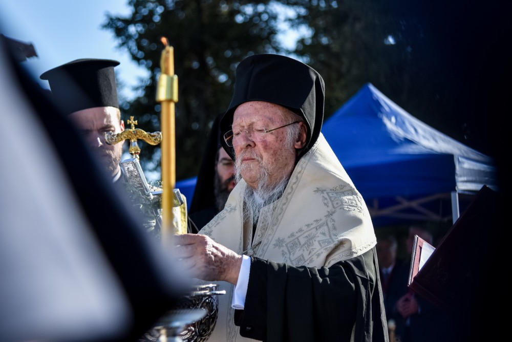 Ο οικουμενικός πατριάρχης Βαρθολομαίος ενώνει τη φωνή του με τον πάπα Φραγκίσκο με αίτημα την ολυμπιακή εκεχειρία