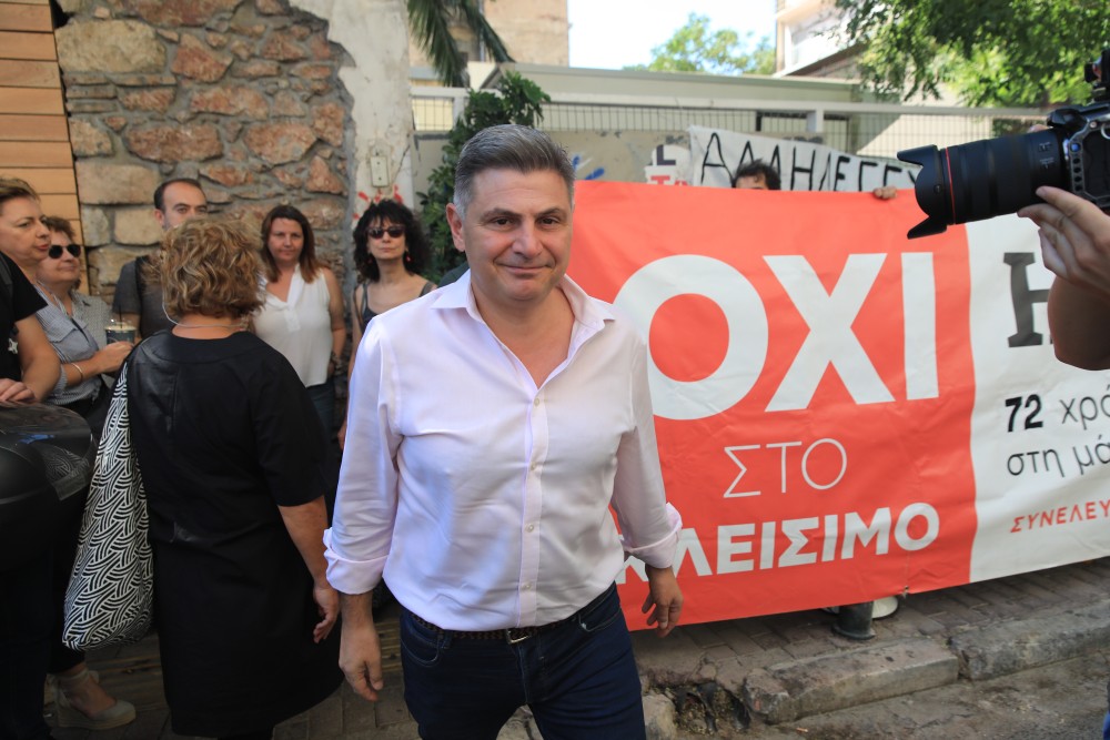 Νίκος Φαραντούρης: δελφίνος ή… λαγός;