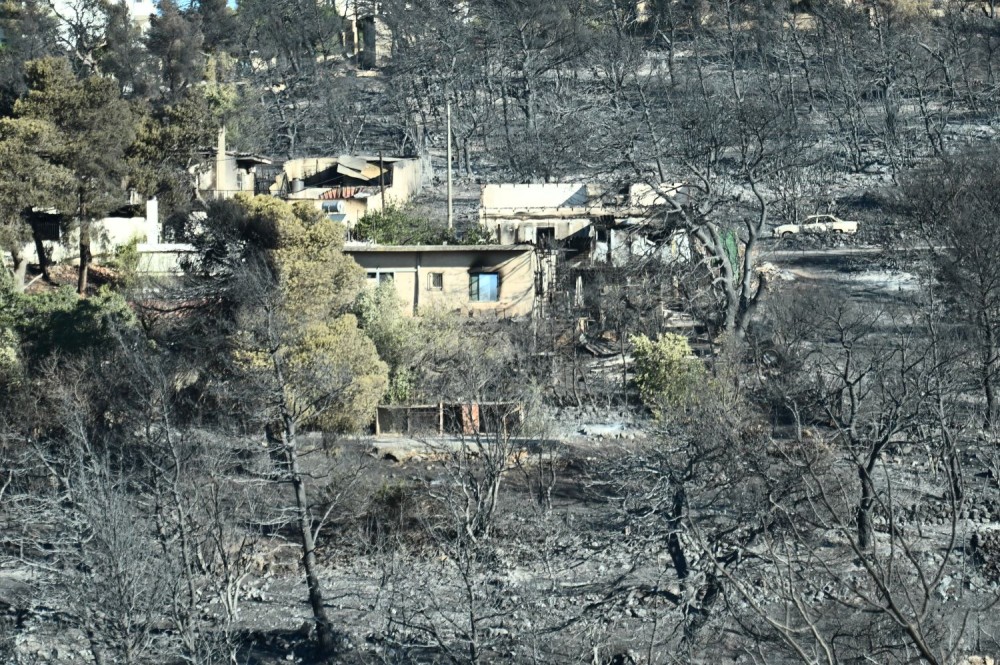 Φωτιά στην Αττική: φιλοξενήθηκαν 649 πολίτες σε 39 ξενοδοχεία