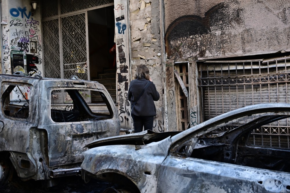 «Αθήνα Ψηλά»: Τα Εξάρχεια πληρώνουν τα προεκλογικά γραμμάτια Δούκα