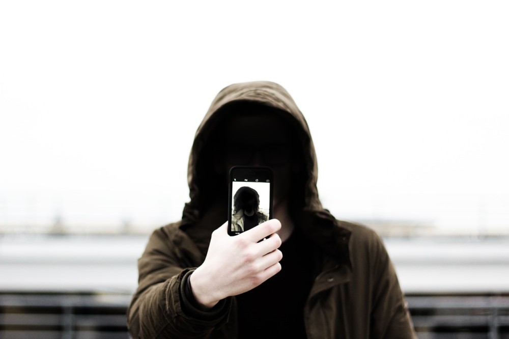 Απάτες νέας εποχής: Προσοχή στο κινητό σας