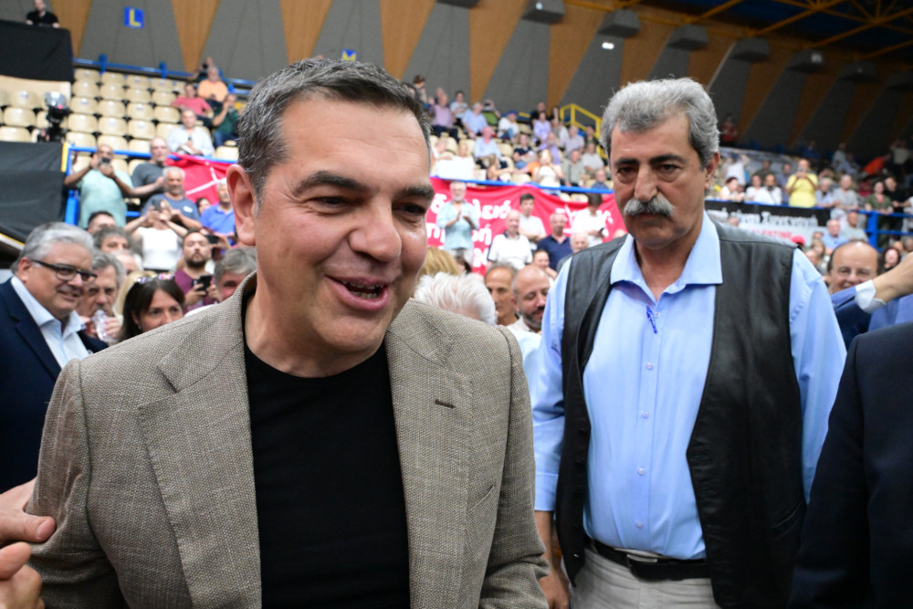 Πολάκης «προειδοποιεί» Τσίπρα για το βιβλίο και τη Novartis: Αν ισχύουν όσα γράφονται, ΟΥΑΙ…