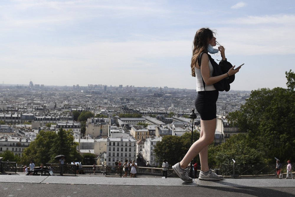 Γαλλία: Από την Παρασκευή (28&#x2F;8) υποχρεωτική η μάσκα σε όλο το Παρίσι