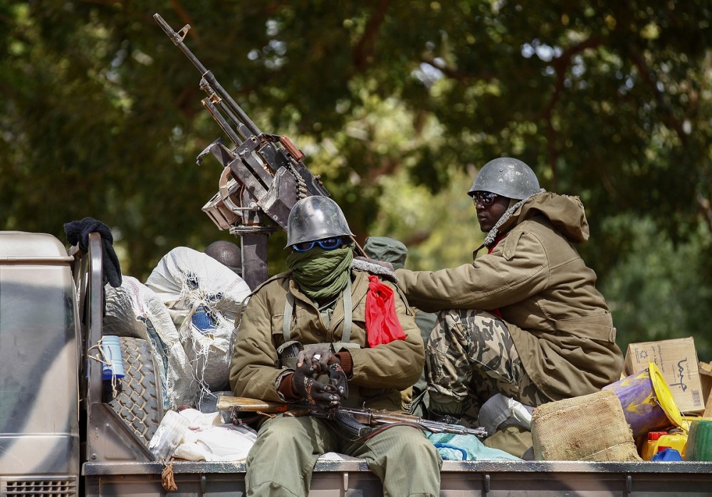 Χάος στο Μάλι: Στρατιωτικοί συνέλαβαν πρόεδρο και πρωθυπουργό