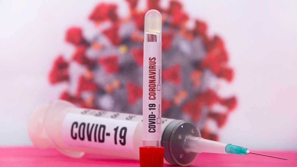 Κορωνοϊός: Η Βρετανία καλεί ηλικιωμένους και μέλη εθνοτικών μειονοτήτων να συμμετάσχουν σε κλινικές δοκιμές εμβολίων