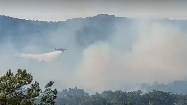 Φωτιά στην Αλεξανδρούπολη: Νέο μήνυμα από το 112 - Δύσκολη η μάχη με τις φλόγες σε δύο μέτωπα