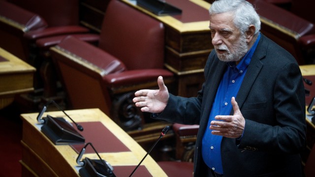 Δρίτσας για δημοψήφισμα Κασσελάκη: «Θυμίζει ρωμαϊκή αρένα - Αντισταθείτε!»