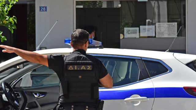 «Τον μαχαίρωσε και κατέβηκε από το λεωφορείο»: Μαρτυρία-σοκ για τον 51χρονο δράστη με το κατσαβίδι