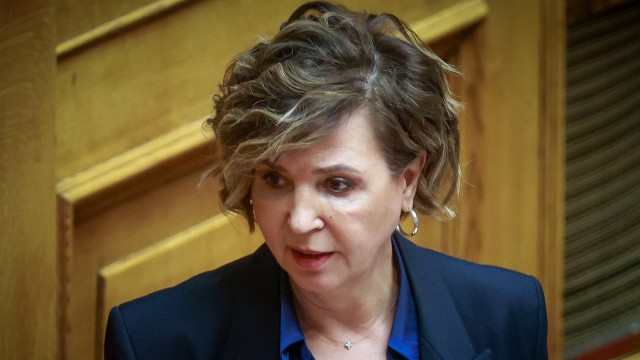 Όλγα Γεροβασίλη: σε... τρικυμία για Τριαντόπουλο και Τασούλα