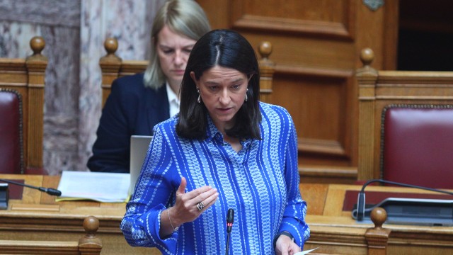 Νίκη Κεραμέως: Οι δύο άξονες του νέου επιδόματος ανεργίας