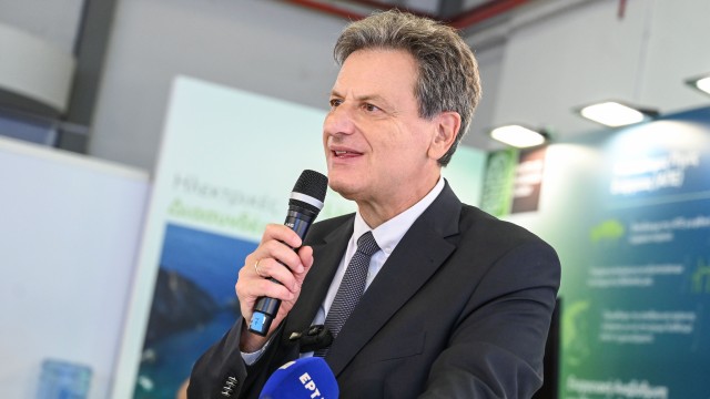 ΔΕΘ - Σκυλακάκης: Η ηλεκτρική ενέργεια είναι κεντρικός πυλώνας της πράσινης μετάβασης και της ενεργειακής μας πολιτικής