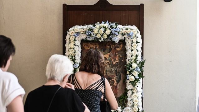 Η Παναγία στη λογοτεχνία, τη ζωγραφική και τη συνείδηση του ελληνισμού