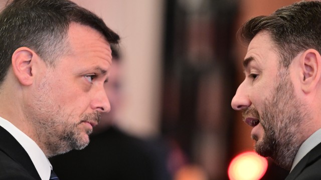 ΠΑΣΟΚ: άρχισαν τα όργανα - Αιχμές Δούκα για την… κατεύθυνση του κόμματος