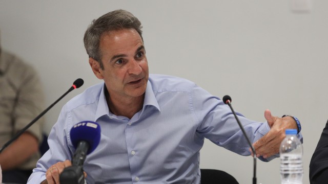 Γκάζι από την κυβέρνηση για την αποκατάσταση των ζημιών από τη φωτιά στην Αττική